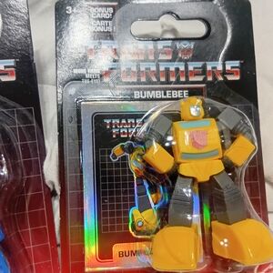 Hasbro Bumblebee Yellow Action Figure Playset